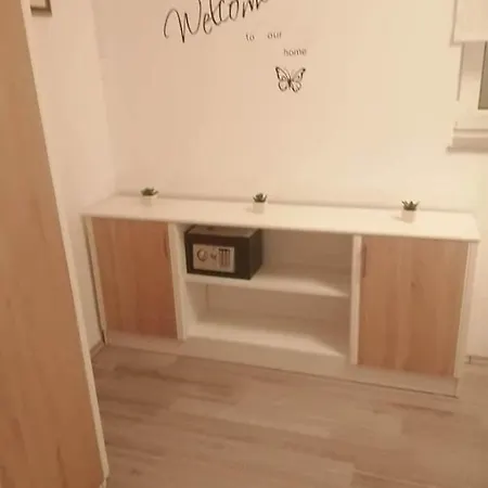Apartman Dora شقة باغ