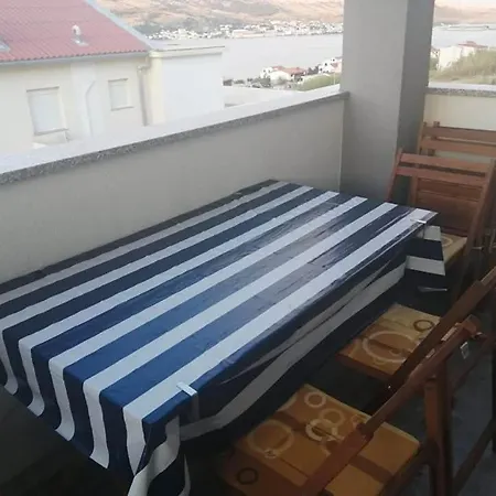 Apartman Dora Apartment *